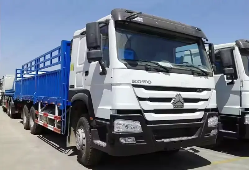 sinotruk howo 371 6×4 cargo truck-4