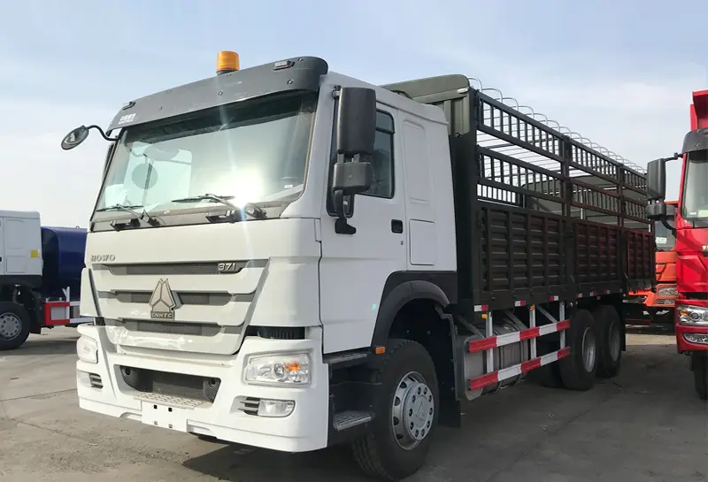 sinotruk howo 371 6×4 cargo truck