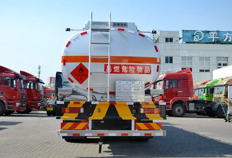 sinotruk howo T5G fuel tanker truck-2