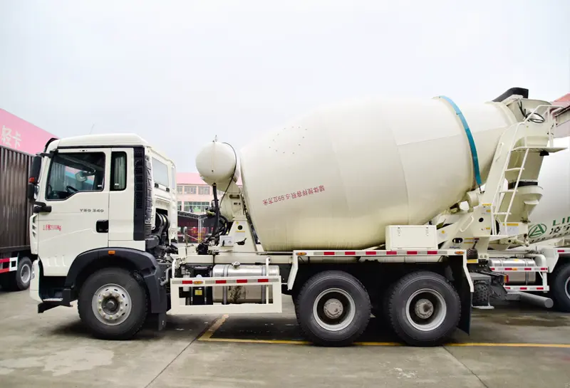 sinotruk howo T5G mixer trucks for sale-1