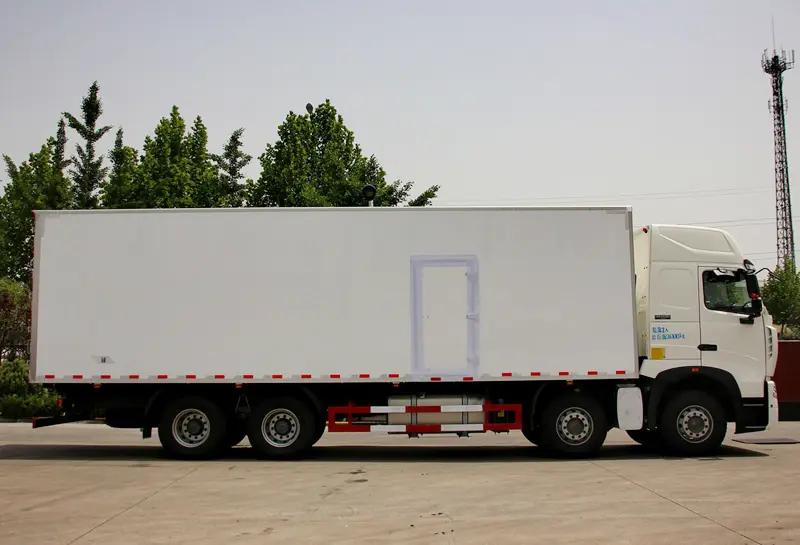 sinotruk howo T7H 540 truck price-3