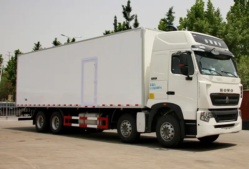 sinotruk howo T7H 540 truck price-4