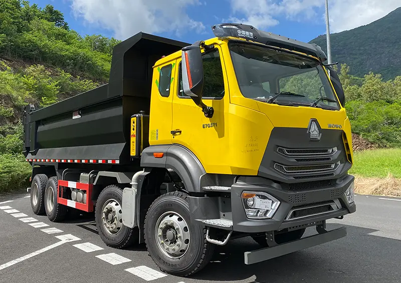 Sinotruk Howo NX 8×4 Dump Truck-2