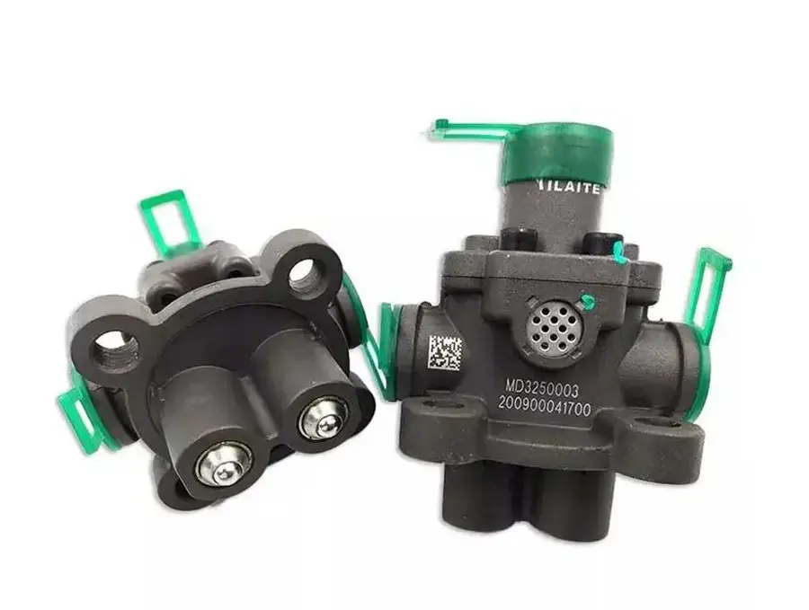 WG2203250003 Double H valve Sinotruk Howo Gearbox Assembly